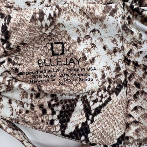 Ellejay Snakeskin Gemma Tie Back Bandeau Top Sz XS NWT - Picture 3 of 8